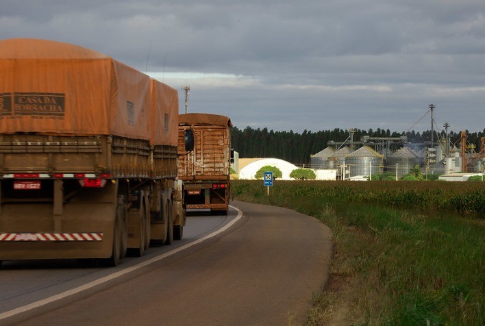 Demanda por frete rodoviário no agro do Brasil tem alta de 9,5% no ano até setembro, diz Repom