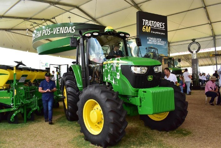 MELHOR TRATOR JOHN DEERE MUITO SHOW!