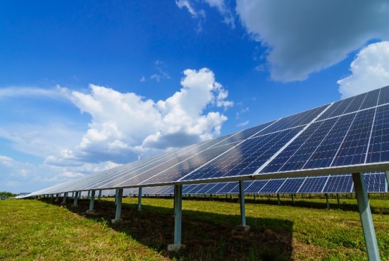 Geração própria de energia solar no Brasil supera potência da maior usina  do mundo - Comex do Brasil