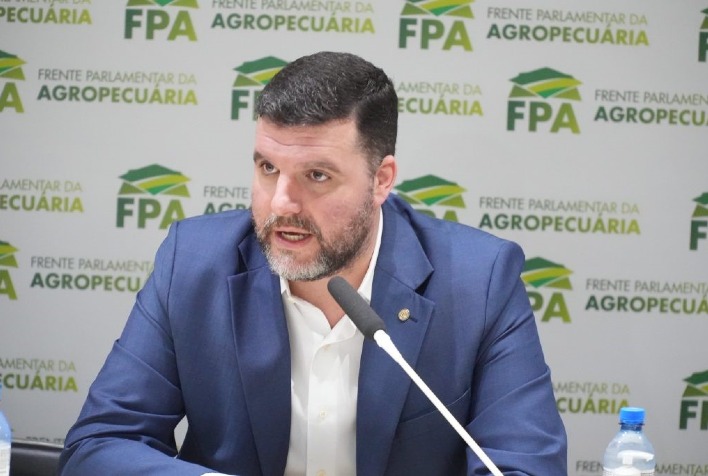 Pedro Lupion Critica Ações do Governo Federal e Destaca Potencial do Brasil na Guerra Comercial Global